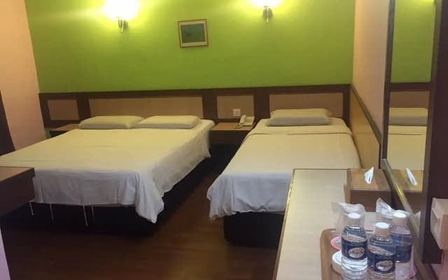 The Inn Hotel - photo 5