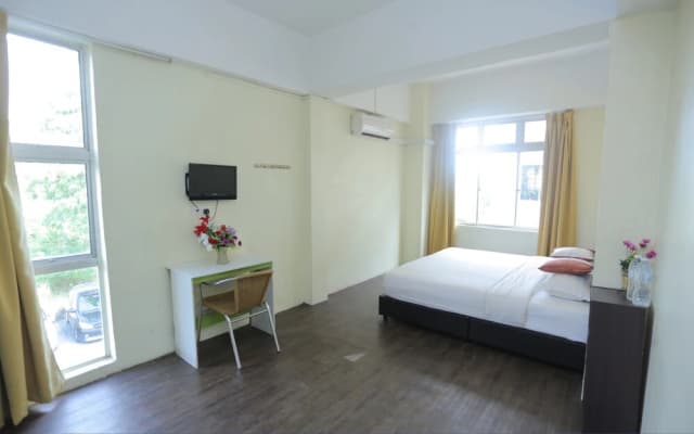 JAM Hotel Kota Warisan Sepang @ ERL Salak Tinggi, KLIA 1-2 & F1 - photo 5