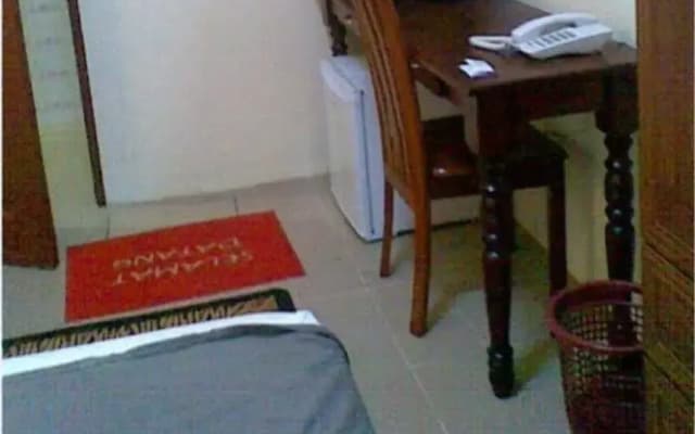 Hotel Teratai Tenang - photo 4