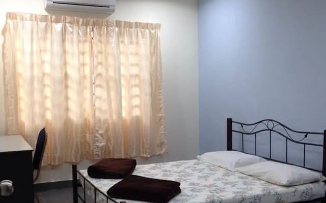 Taipan Vacation Home - photo 3