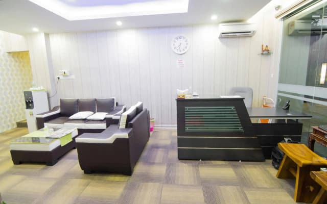 TKL Hotel - photo 2