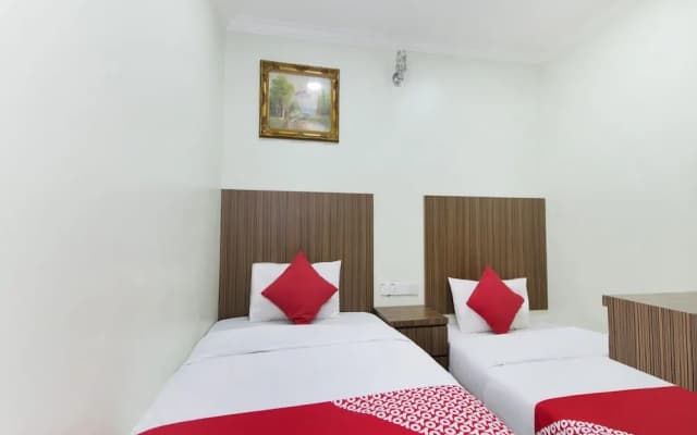 Oyo 90623 Thank Q Inn 3 - photo 5