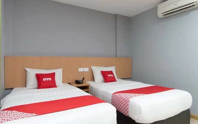 Labuan Avenue Hotel by OYO Rooms - photo 4