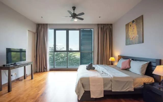 3BR Somerset Apt 2 TVs With Harbour View, Legoland - photo 4