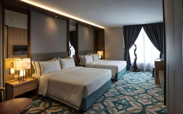 Christee Suites Hotel - photo 4