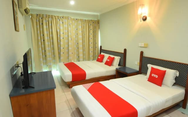 OYO 89642 Highway Inn - photo 3