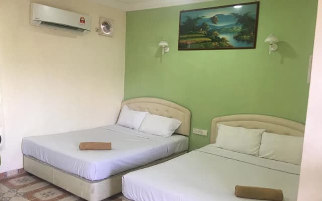 HIG Beach Motel - photo 4