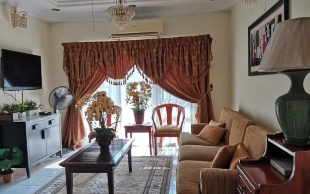 Aini's Guest House In Vista Amani Condo - photo 2