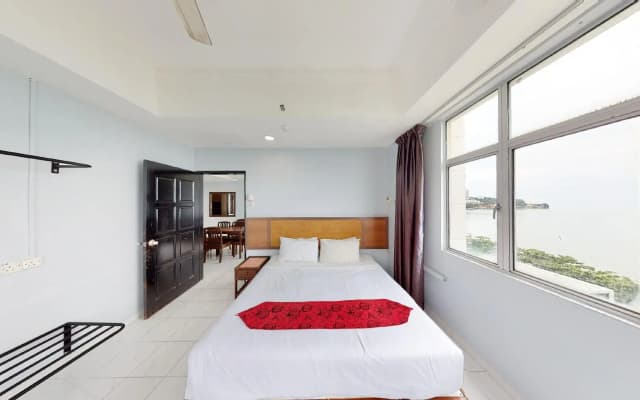 Leisure Cove Hotel & Apartments - photo 5