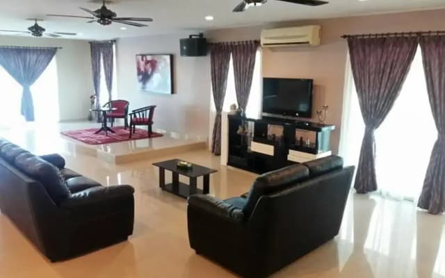 Aqua Blue Wave Port Dickson Home Villa - photo 5
