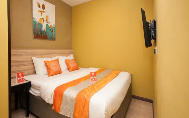 OYO 228 Basic Hotel - photo 3