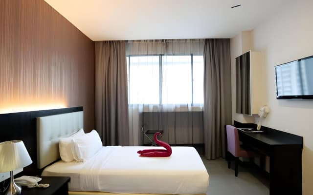 Palette Near Petronas Twin Tower Formerly Campbell Hotel - photo 4