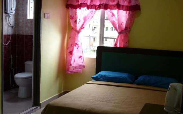 Ria Cameron Hotel - photo 3