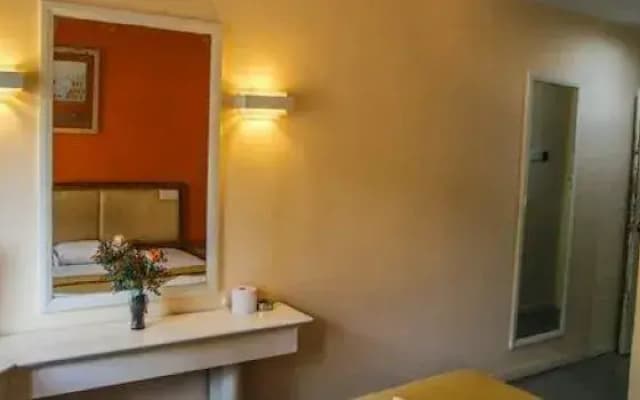 Highway Hotels - Seremban South - photo 4