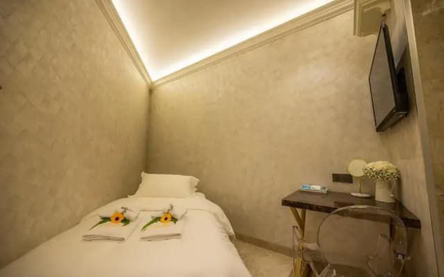 ACJ Residence @ Beside Cititel Hotel - photo 4