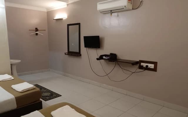 Fins Hotel, Alor Setar - photo 3