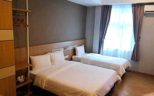 Walk In Hotel - photo 3