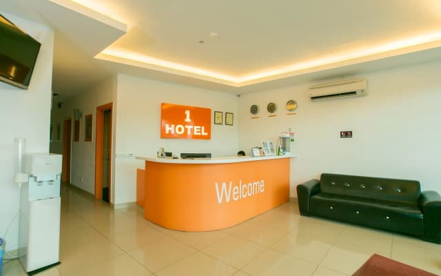 1 Hotel Mahkota Cheras - photo 2
