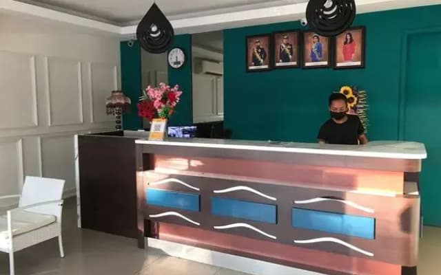 OYO 90487 K Threegod Hotel - photo 4