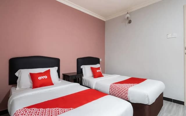 Oyo 89844 Green Villa Hotel - photo 4