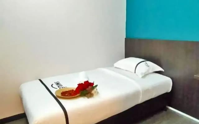 Smile Hotel SS2 Petaling Jaya - photo 3