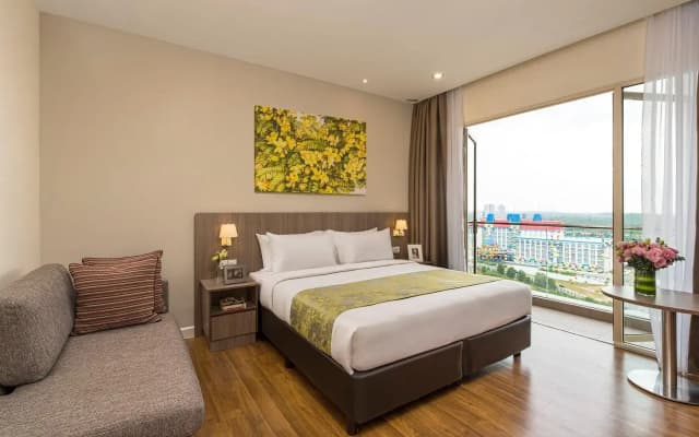 Somerset Medini Iskandar Puteri - photo 4