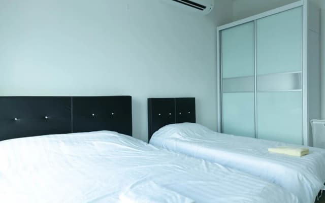 Molek Regency by Jk Home - photo 2