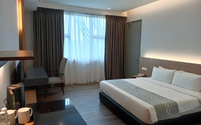 56 Hotel - photo 3