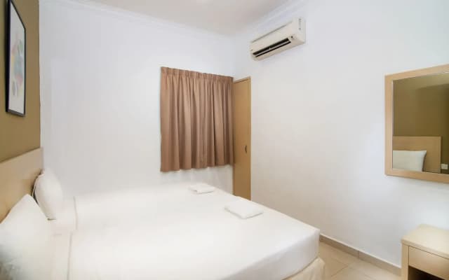 Golden View Serviced Apartment - photo 4