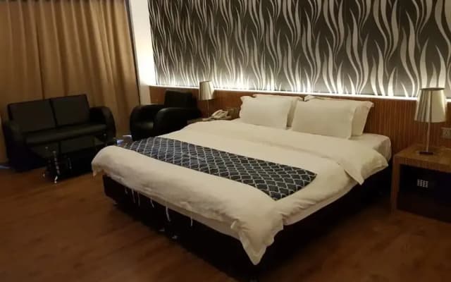 New World Express Motel - photo 4