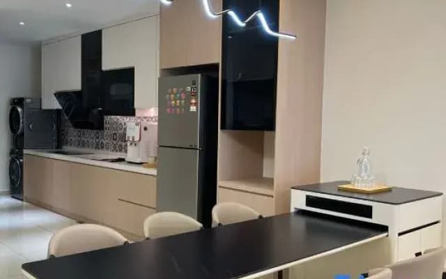 Cozy Landed Home • Sutera & Paradigm@10pax - photo 4