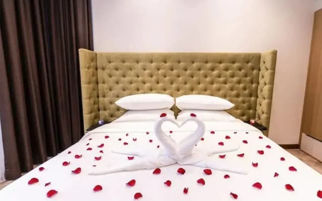 Expressionz Professional Suites by SweetHome - photo 2