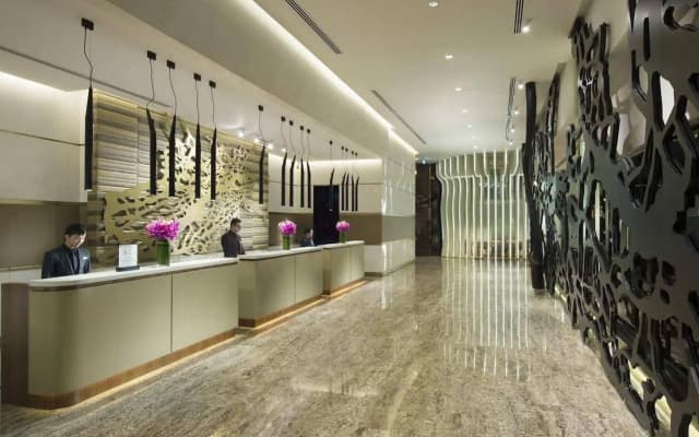 Hilton Kuala Lumpur - photo 2