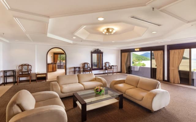 Bayview Beach Resort Penang - photo 2