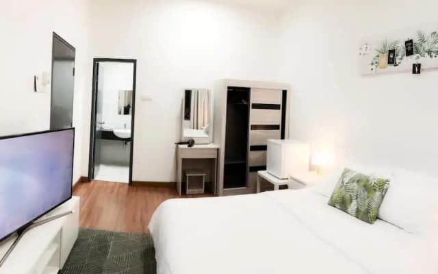MaxStays - Max Home at Da Men Residences - photo 5