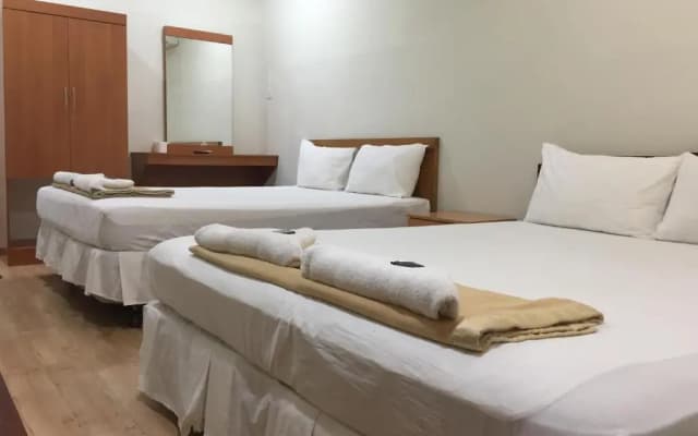 Hotel Sri Malim - photo 4