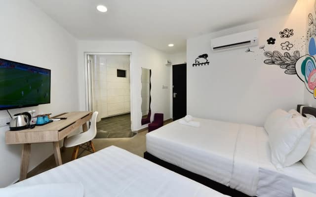 Hotel de Art Section 9 - photo 5