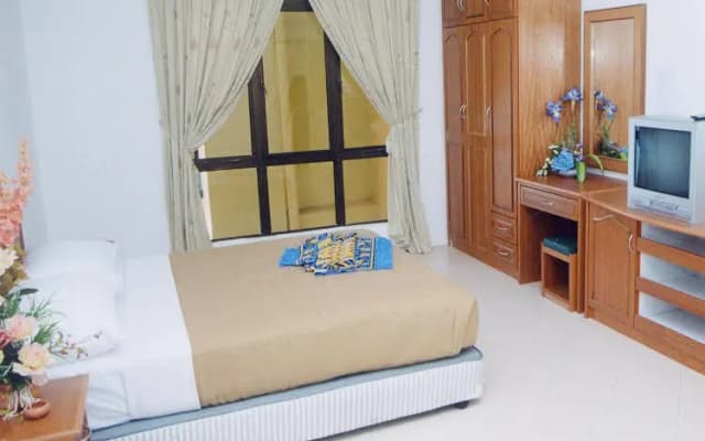 Days Inn Resort by Wyndham Lumut Marina Cove - photo 4