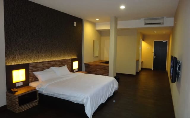 WaterFront Boutique Hotel - photo 3