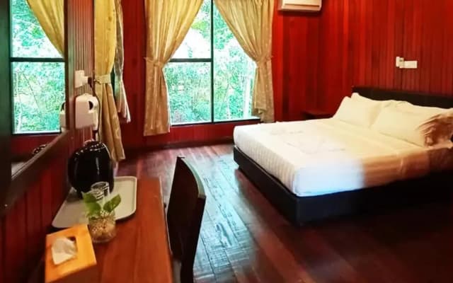 Kinabatangan Wildlife Lodge - photo 2
