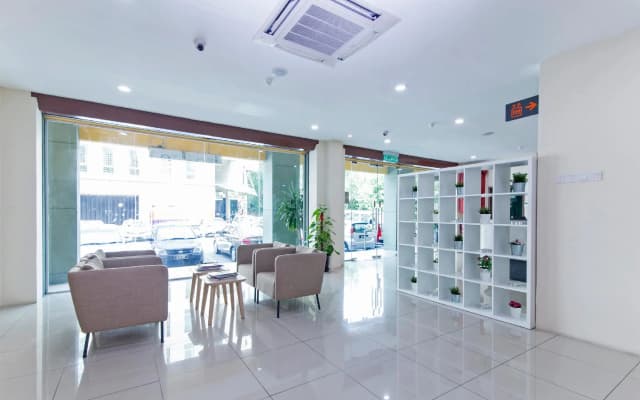 Super OYO 326 Tc Hotel - photo 2