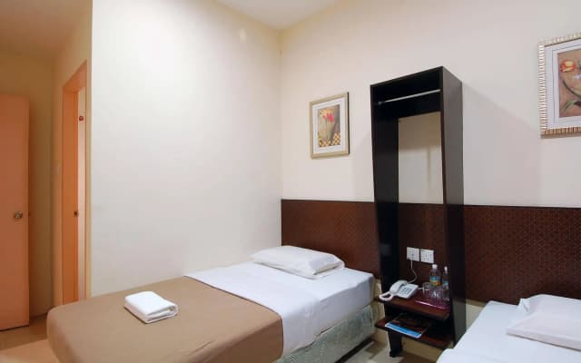 Impiana Mutiara Hotel - photo 4