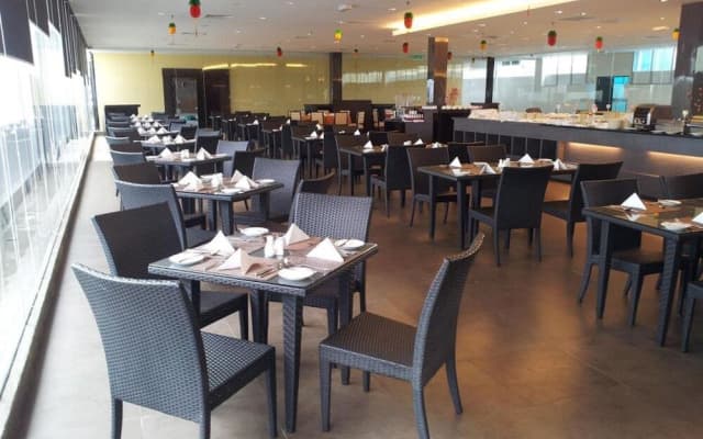 Imperial International Hotel - photo 4