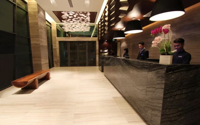 Grandis Hotel - photo 2
