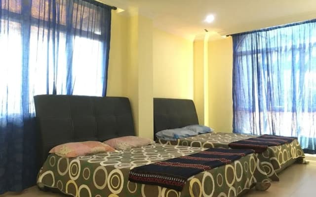SPOT ON 89857 Azra Inn Rumah Tumpangan - photo 3