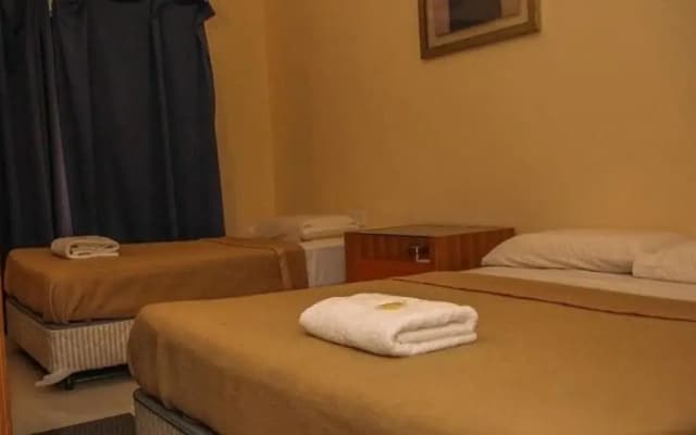 Grand Paradise Highway Hotel Rawang - photo 4