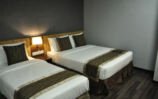 Valya Hotel - Kuala Terengganu - photo 5