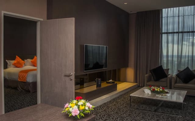 Grand Alora Hotel - photo 5