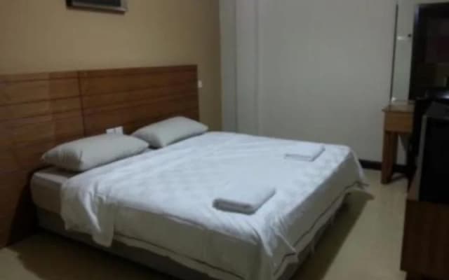 Bed N Bed Budget Inn - photo 5