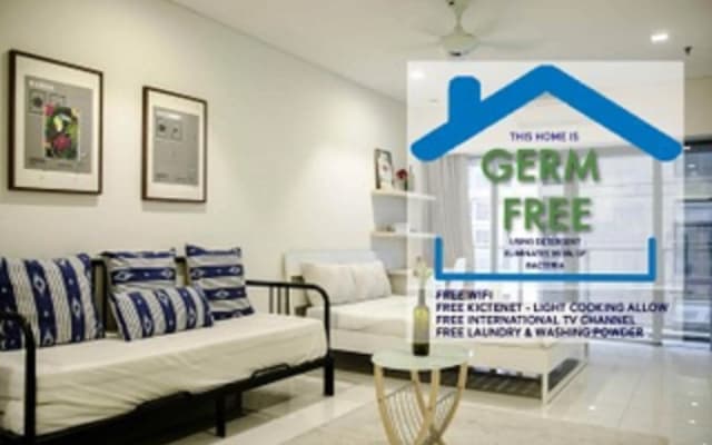 Mercu Summer Suite KLCC at Penguin Homes - photo 2